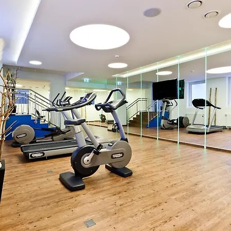 Hotel Mondi Und 4*
